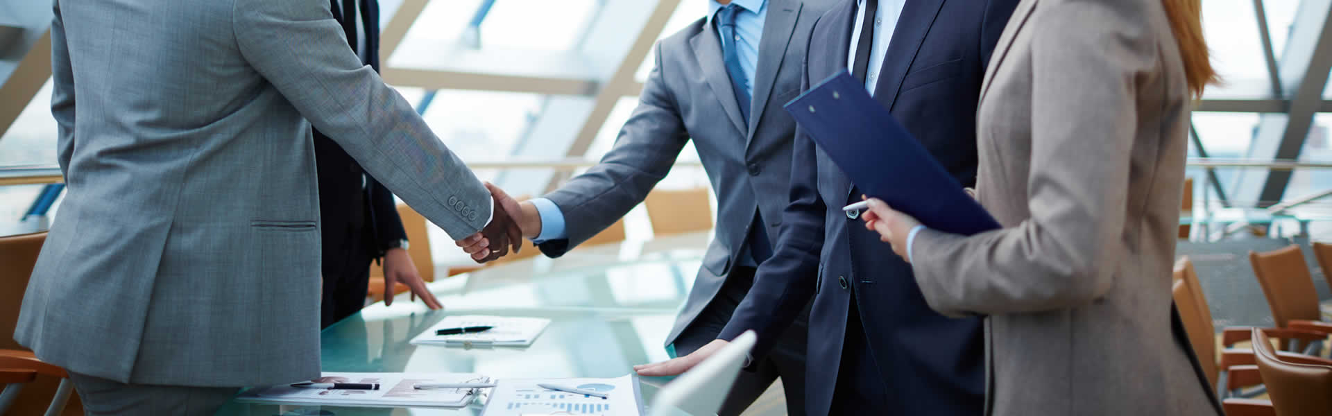 Nuestra misión es abrirle camino a su futuro